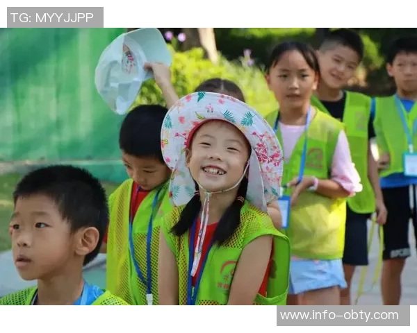 吉马良斯与患病儿童共度温馨时光传递快乐与爱心的感人故事